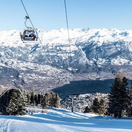 A 200m De La Tele-cabine De アパート ヴェルコラン