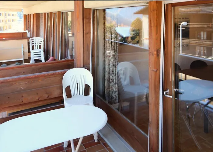 Appartement à 200m De La Télé-cabine De *