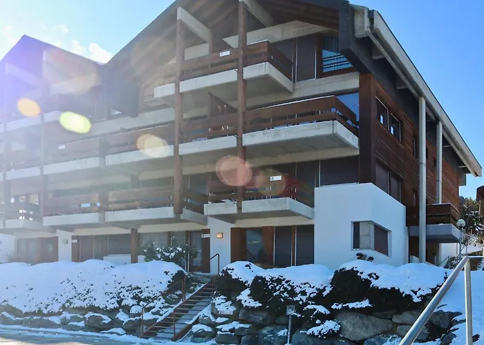 Appartement à 200m De La Télé-cabine De *