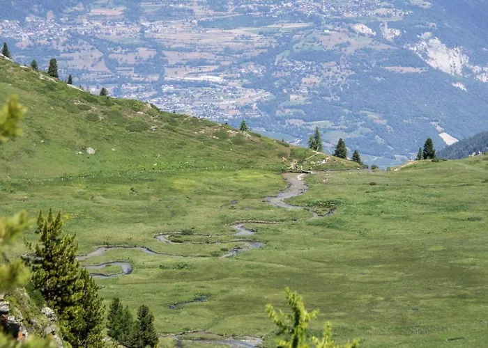 à 200m De La Télé-cabine De