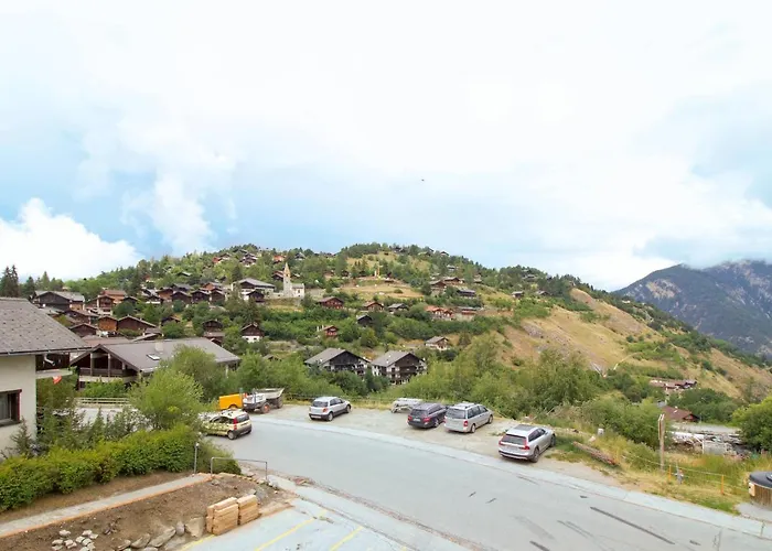 à 200m De La Télé-cabine De Vercorin